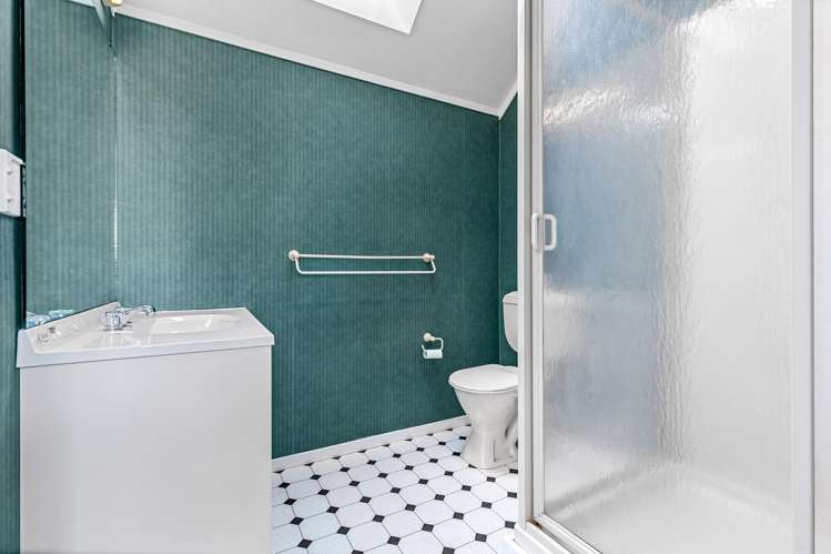 7 Gala Place Henderson_9