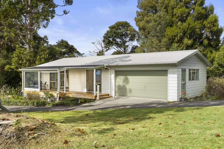 87 Carter Road Oratia_25