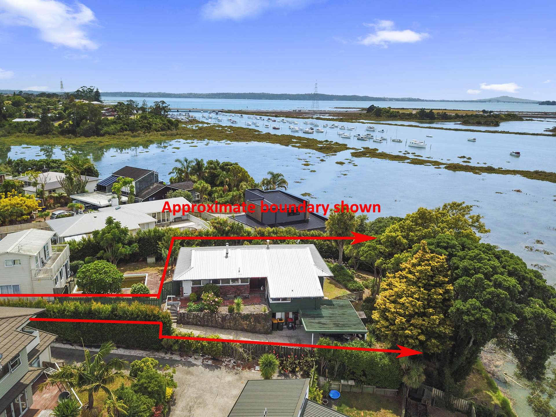 112 Tiroroa Avenue Te Atatu South_0