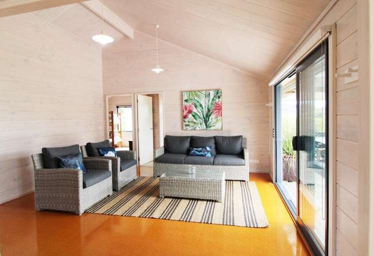 117 Castle View Road Matarangi_6