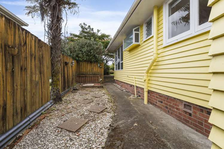 61 Larnoch Road Henderson_14