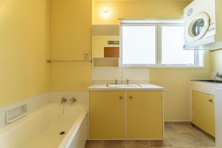 5/10 Box Hill Khandallah_13