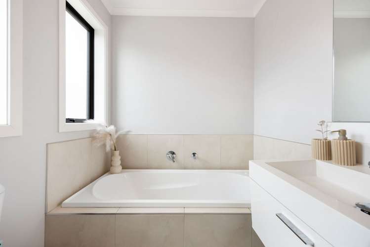 4/23 Montgomery Crescent Bader_13