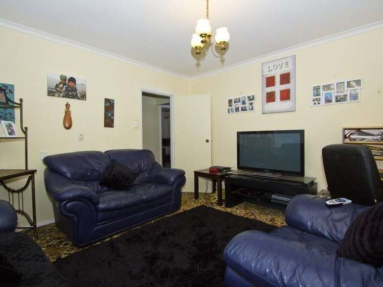 29 Wellington Road Wainuiomata_5