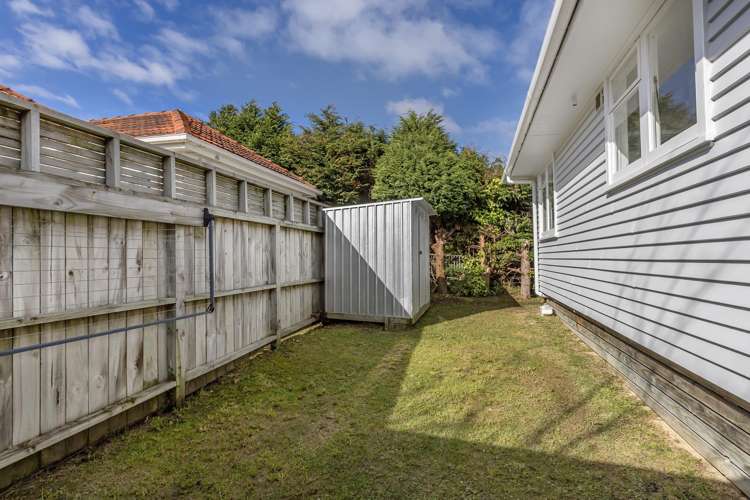 8A Frederick Street Tawa_15