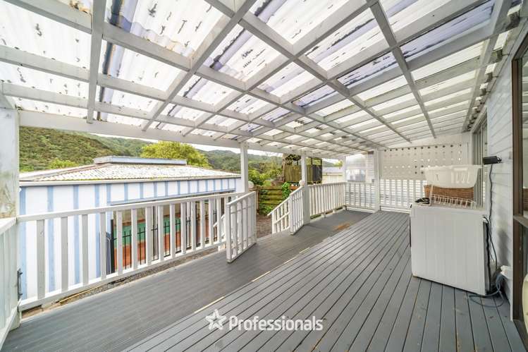 116 Coast Road Wainuiomata_11