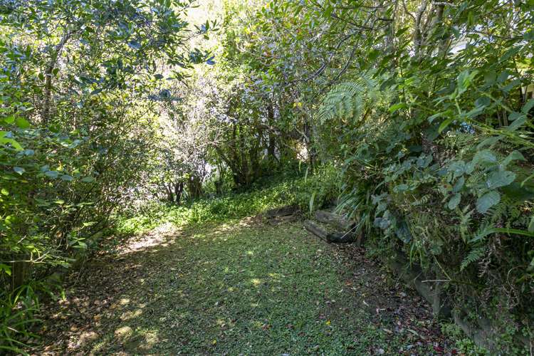 13/37 Bracken Road Paparangi_7