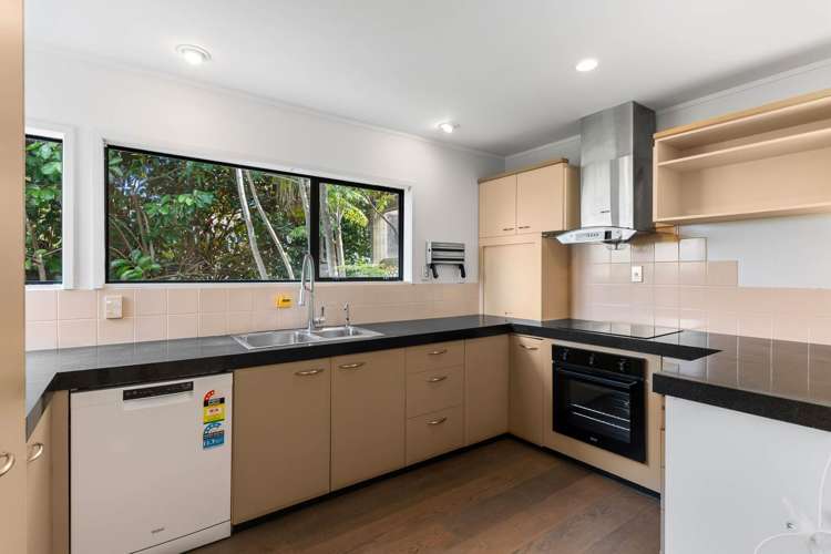2/8 City View Terrace_5