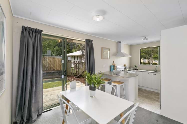 2 Norrie Grove Naenae_8