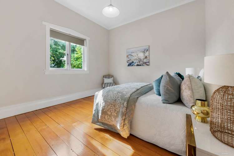 20 Golf Road New Lynn_12