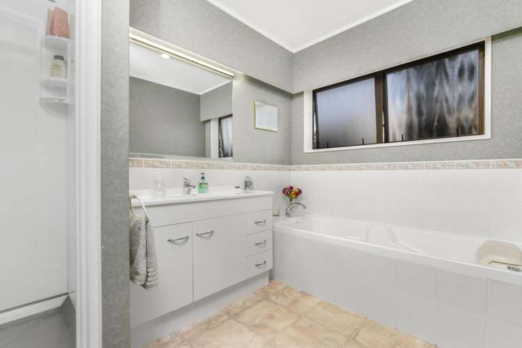 49 Manse Road Pahurehure_9