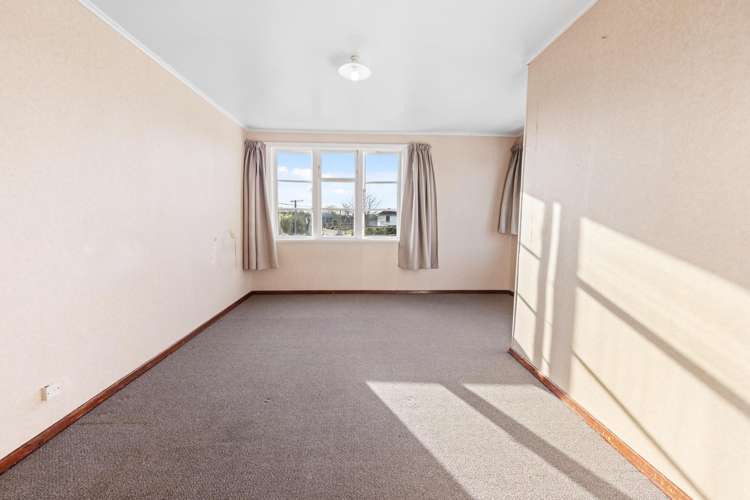 14 Newall Avenue Bryndwr_6