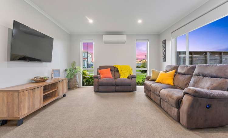 15 Orchard Terrace Riverhead_24