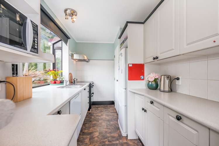 13 Invercargill Drive Kelson_7