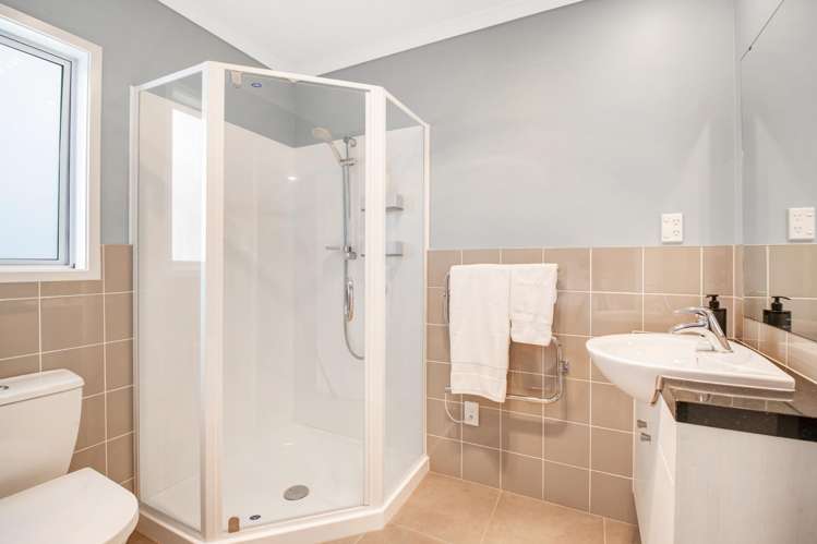 115 Parkview Drive Gulf Harbour_15