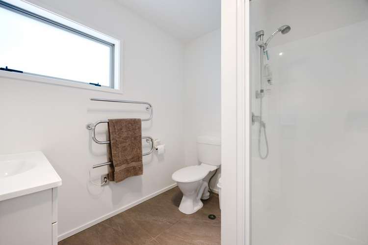 4/103 Swanson Road Henderson_8