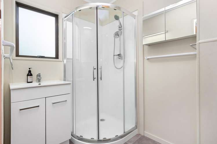 20 James Street Raglan_12