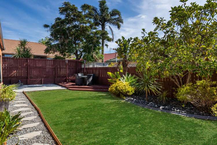 27 Newbliss Crescent East Tamaki Heights_19