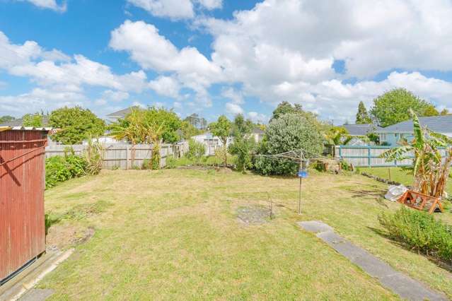 75 Roberts Road Te Atatu South_2