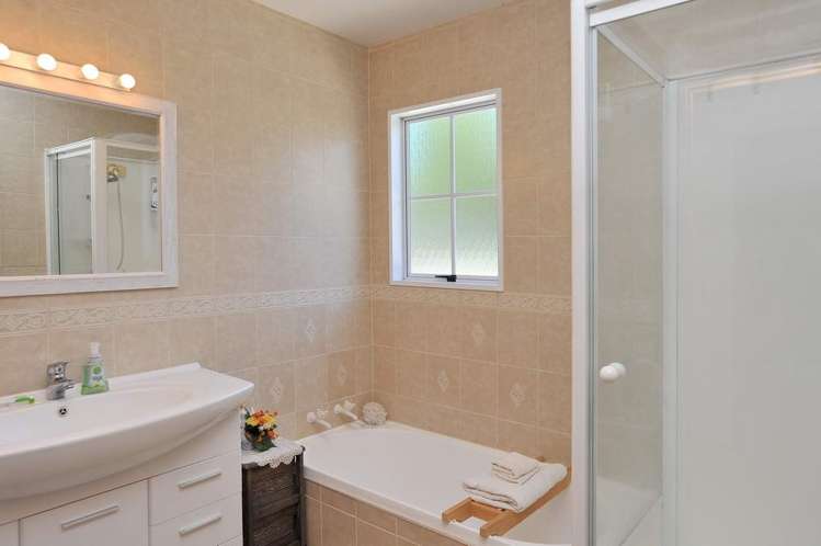 33 Taranaki Drive Woodend_7