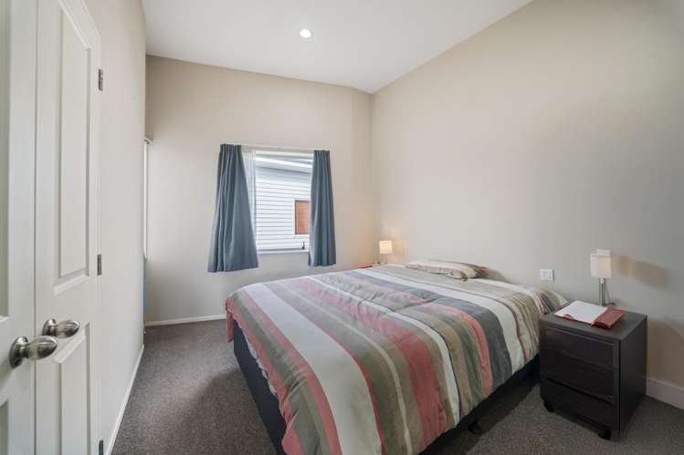 14/6 Islington Avenue New Lynn_12