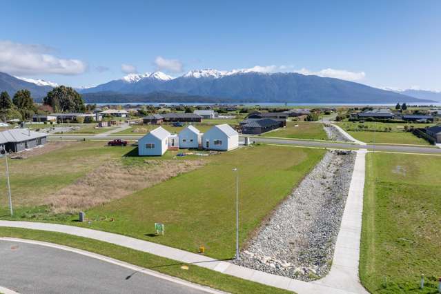 32 Te Kuaha Crescent Te Anau_4