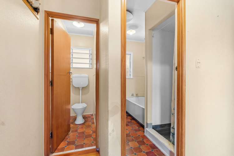 44 Hilltop Avenue Morningside_10
