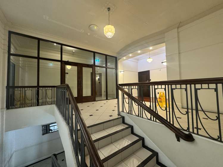 Office 11/1 Shakespeare Road Napier South_4