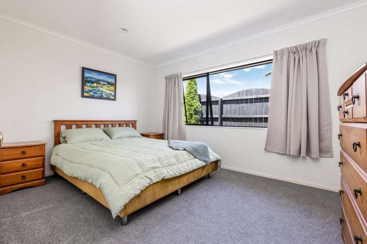 7 Crannich Place Wattle Downs_15