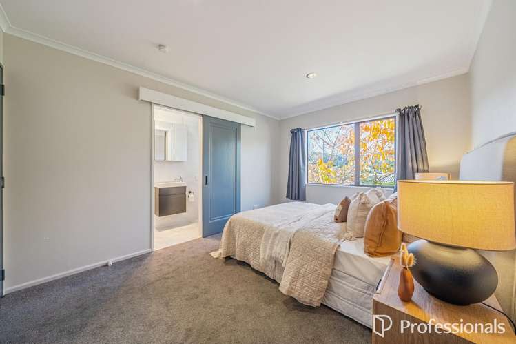 15 Kawatiri Grove Wainuiomata_11