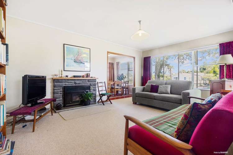 72 Divich Avenue Te Atatu South_8