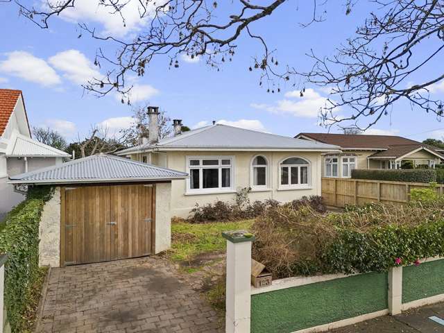 A Hamilton East Classic - Packed With Potential