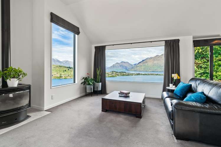 8 Goldleaf Hill Queenstown_6