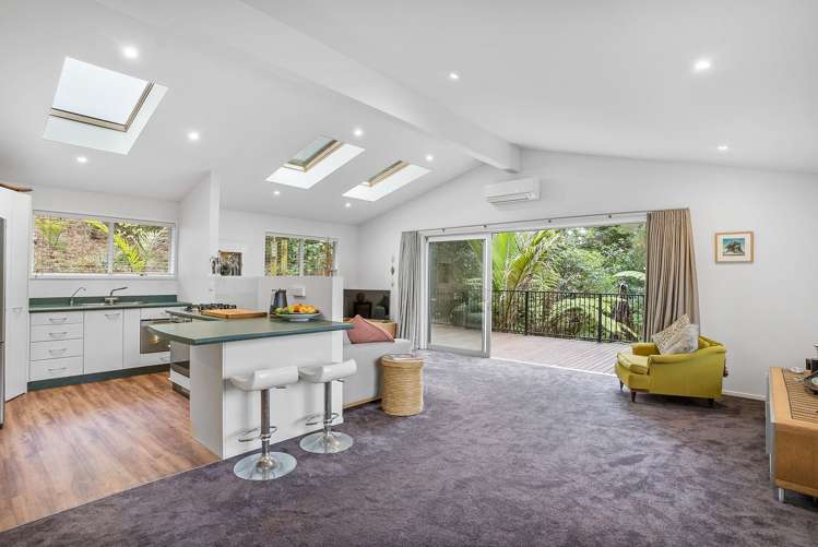 58 Laingholm Drive Laingholm_5