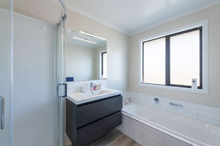 1 Woodley Road Richmond_15