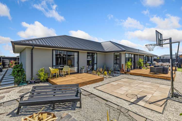 44 Candlesticks Crescent Lincoln_4