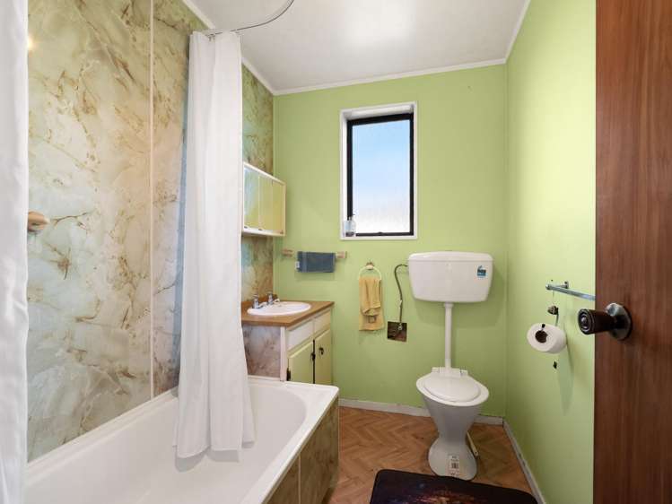 10D Law Street Caversham_16