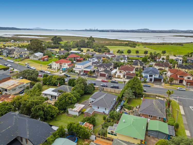 438 Old Te Atatu Road Te Atatu Peninsula_14