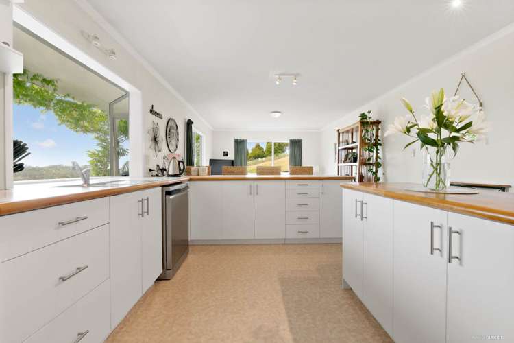 135 Hillcrest Road Hatfields Beach_6