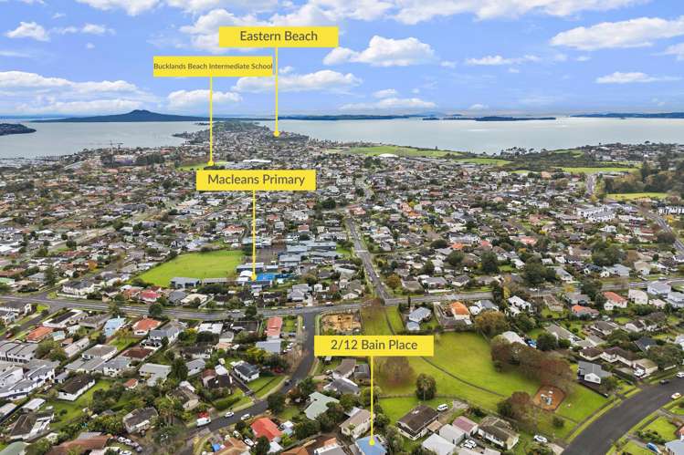 2/12 Bain Place Bucklands Beach_16