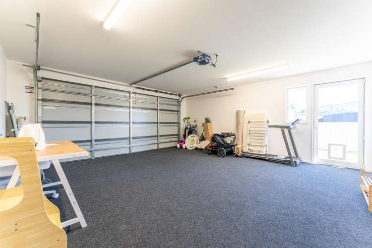 41 Meadowstone Street Gleniti_19