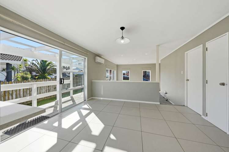 66 De Quincey Terrace Highland Park_5