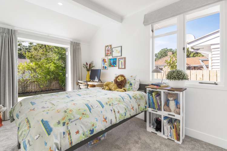 6 Mona Avenue Mangere Bridge_11