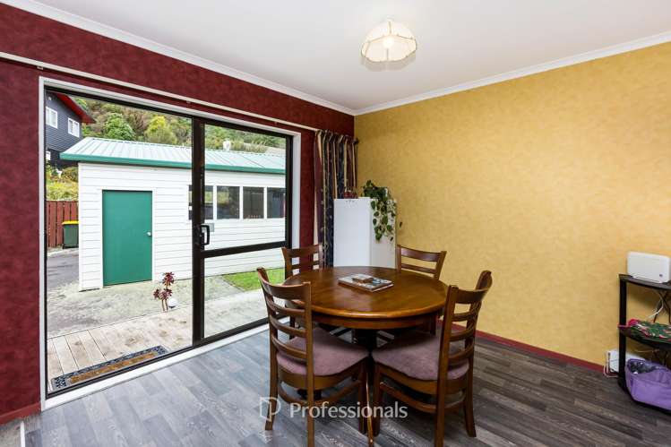 11 Monarch Grove_5