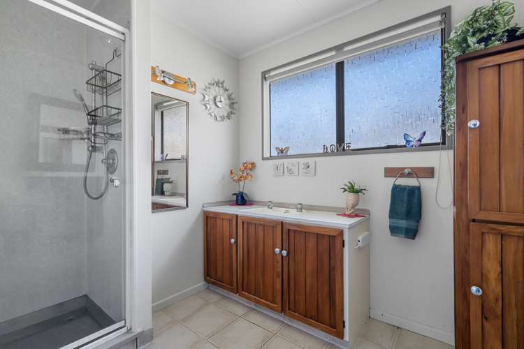 5 Ajax Place Welcome Bay_11