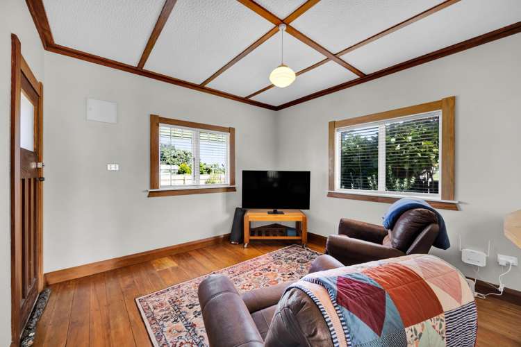 63 King Street Opunake_11