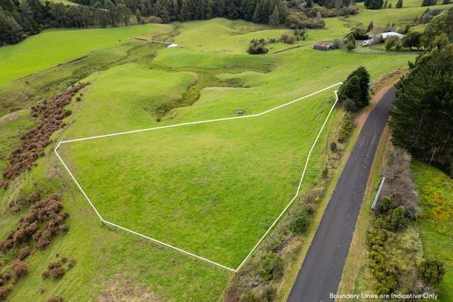 Picturesque 4,998m² Section - No Covenants