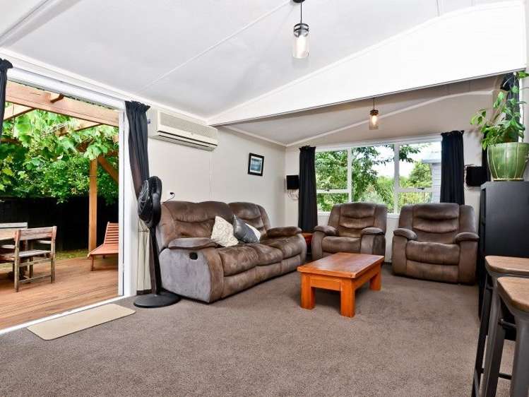 54a Foster Road Temple View_12