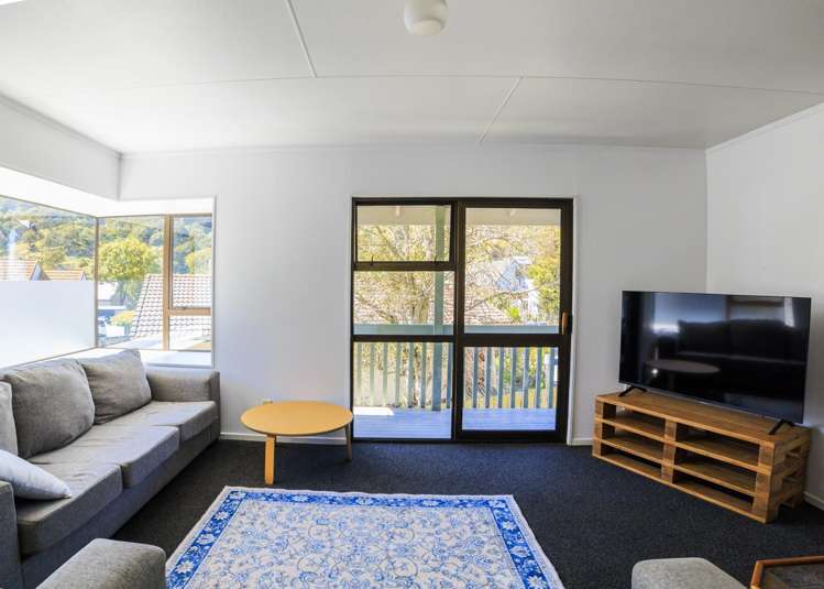 1/12 Waterdale Way_1