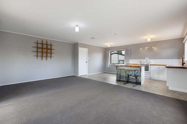 49b Meander Drive Welcome Bay_9